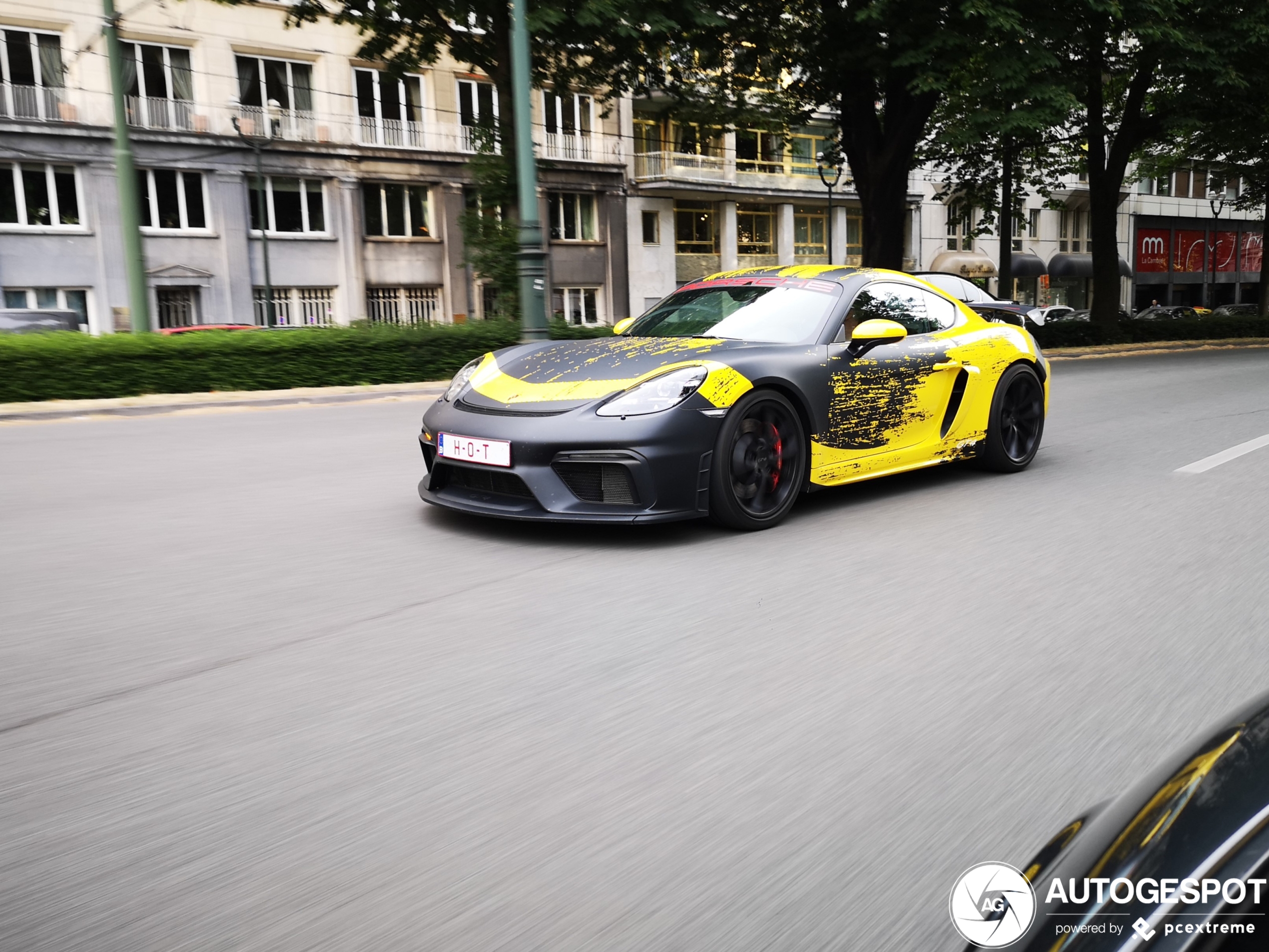 Porsche 718 Cayman GT4