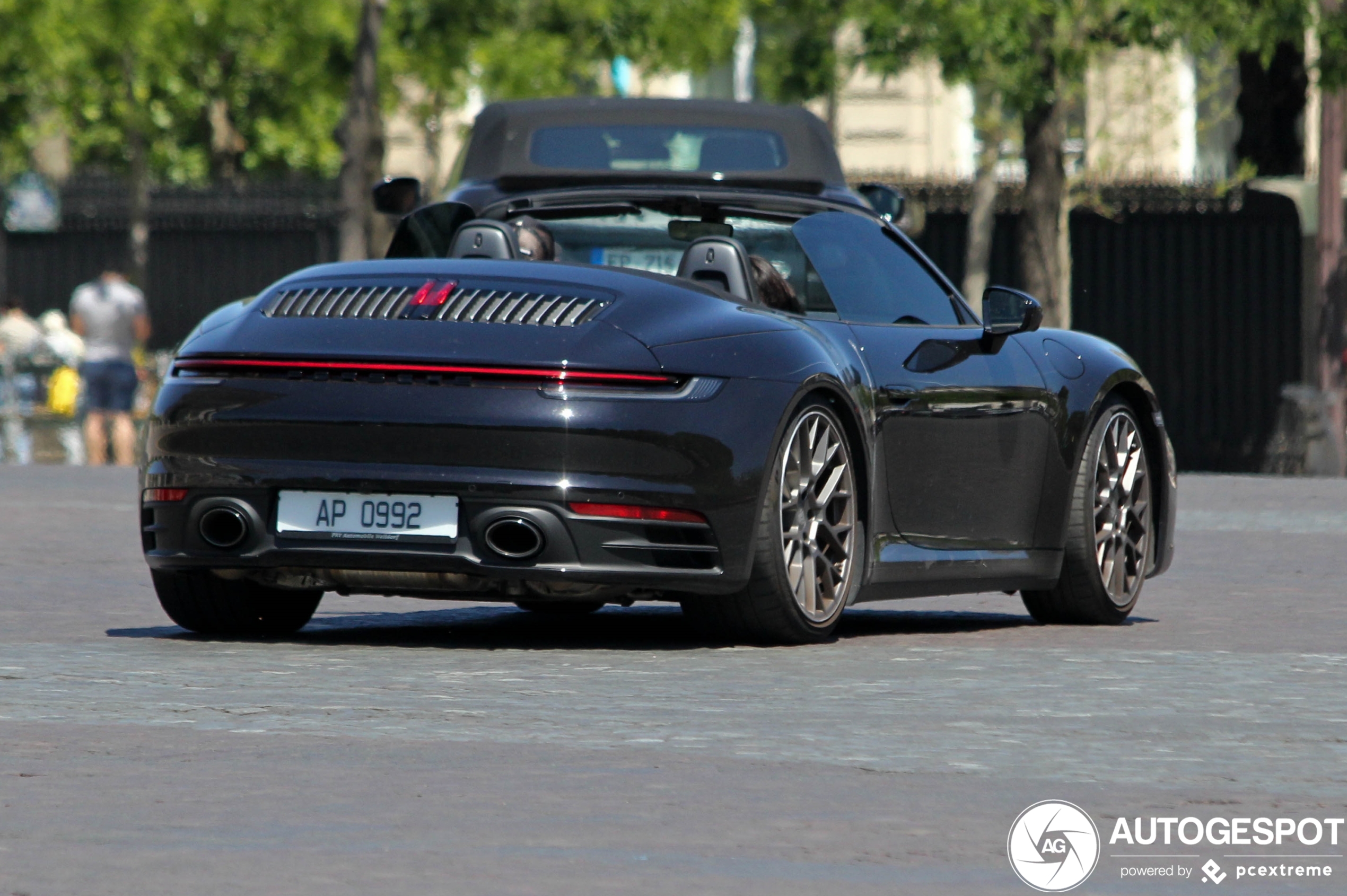 Porsche 992 Carrera 4S Cabriolet