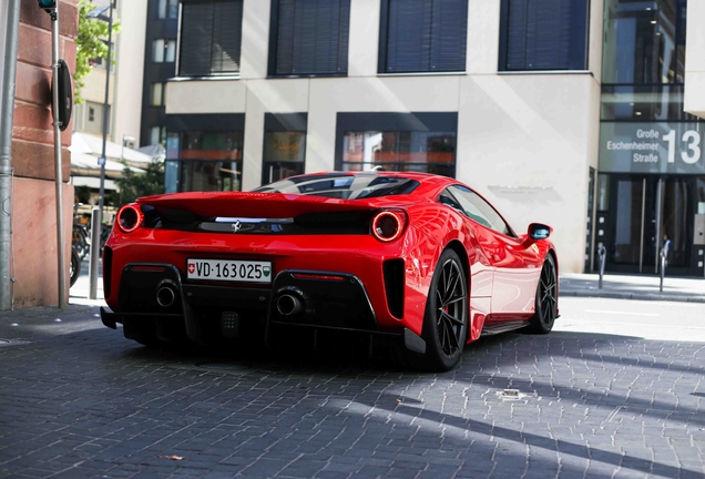 Ferrari 488 Pista