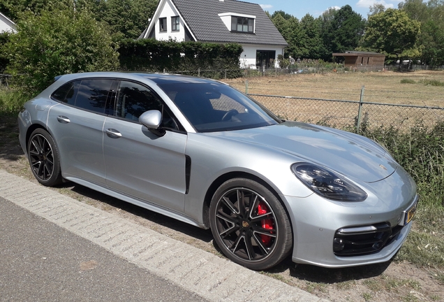 Porsche 971 Panamera GTS Sport Turismo