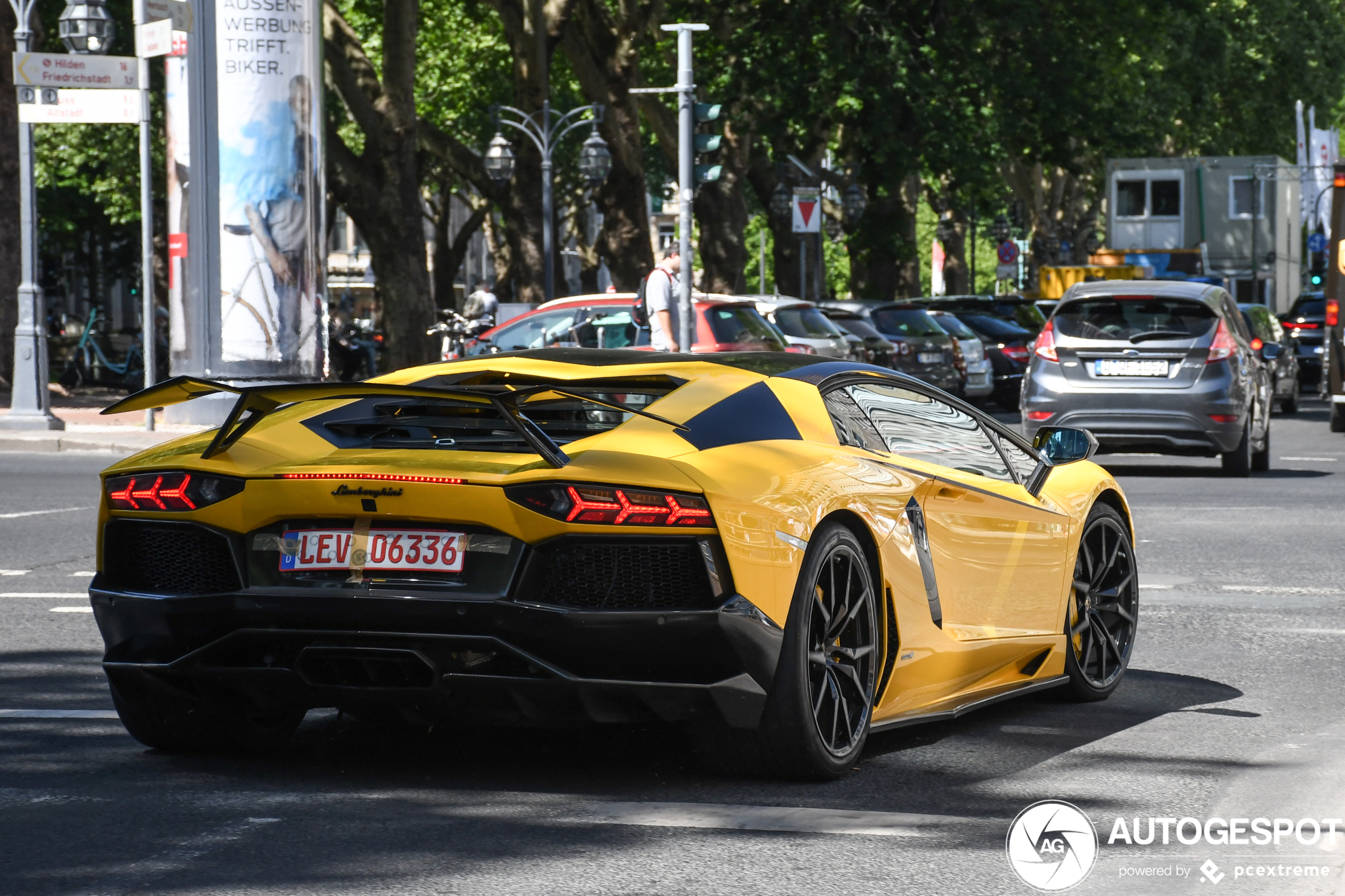 Lamborghini Aventador LP700-4