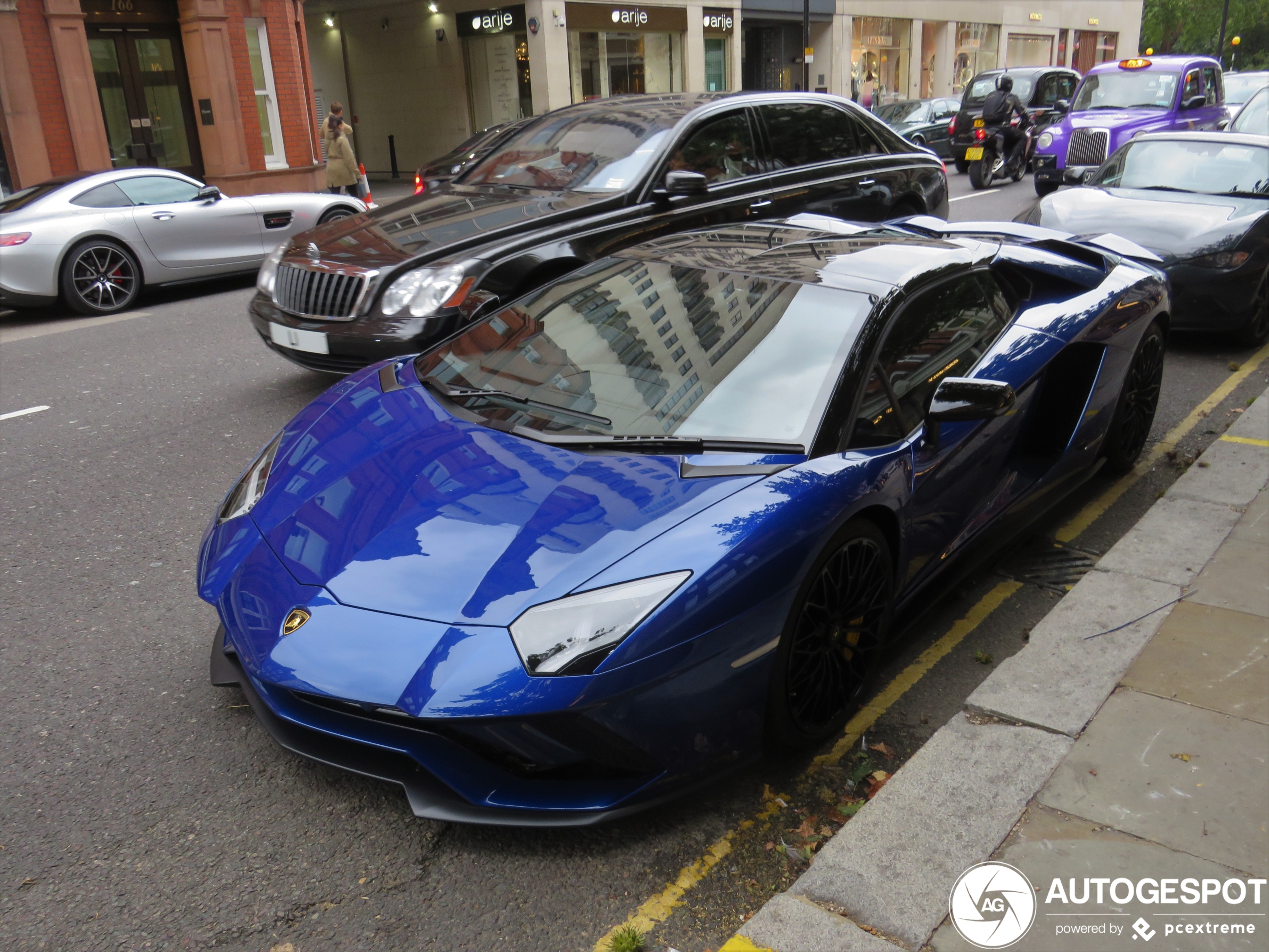 Lamborghini Aventador S LP740-4 Roadster