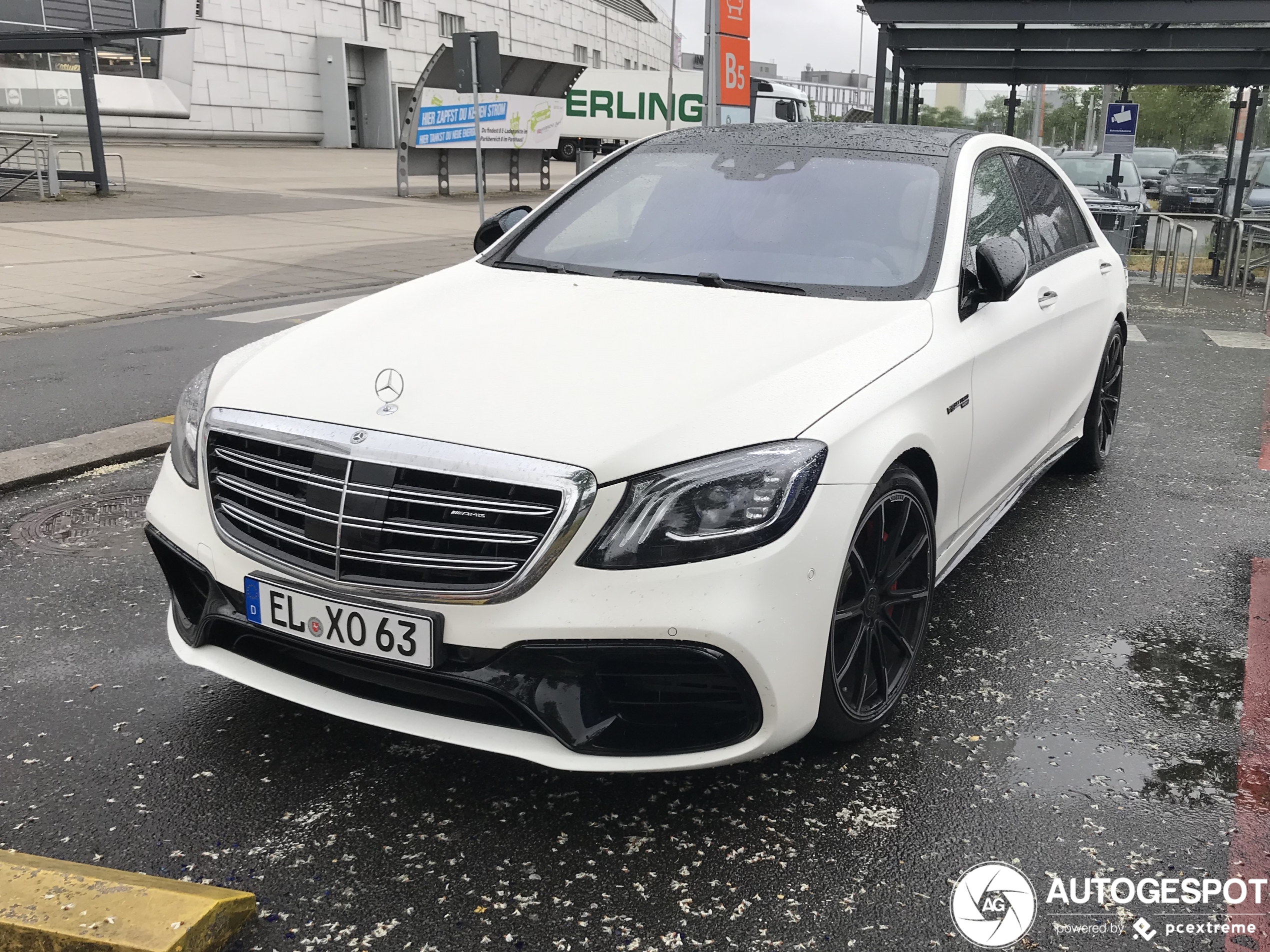 Mercedes-AMG S 63 V222 2017