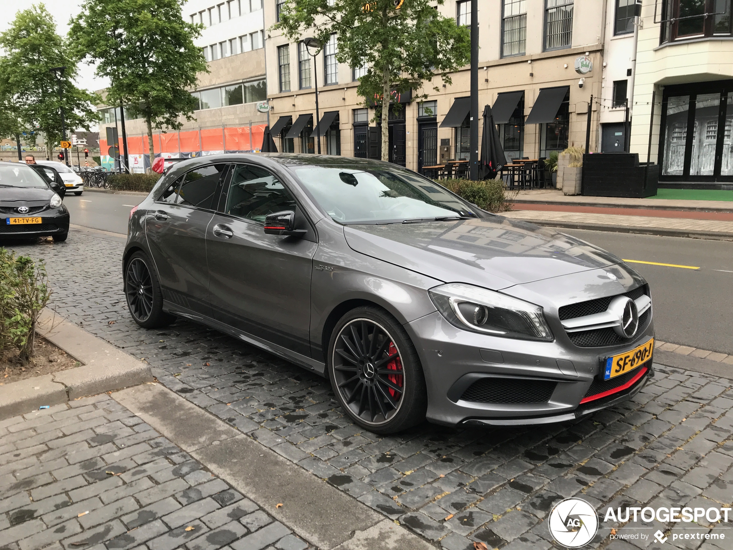 Mercedes-Benz A 45 AMG