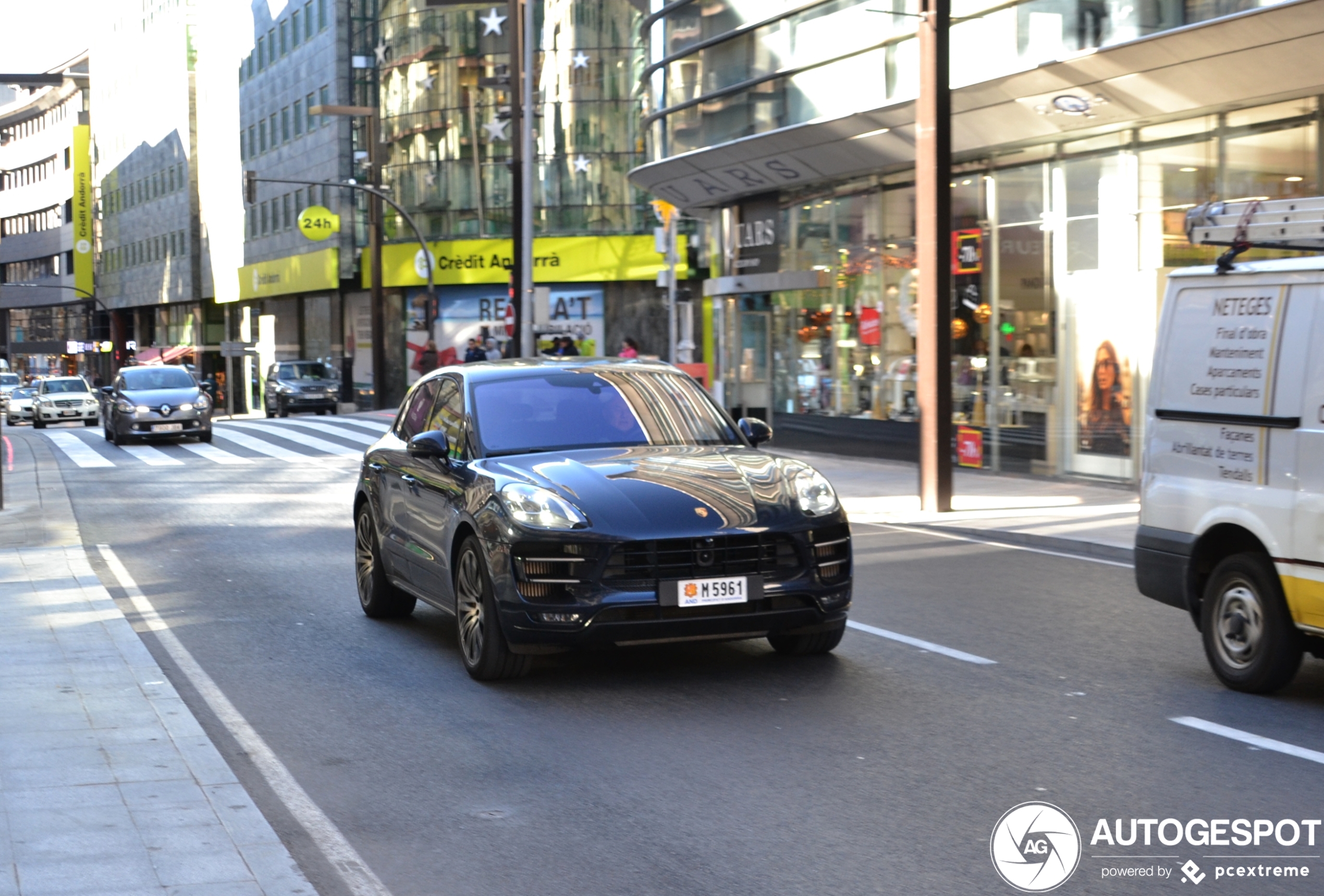 Porsche 95B Macan Turbo