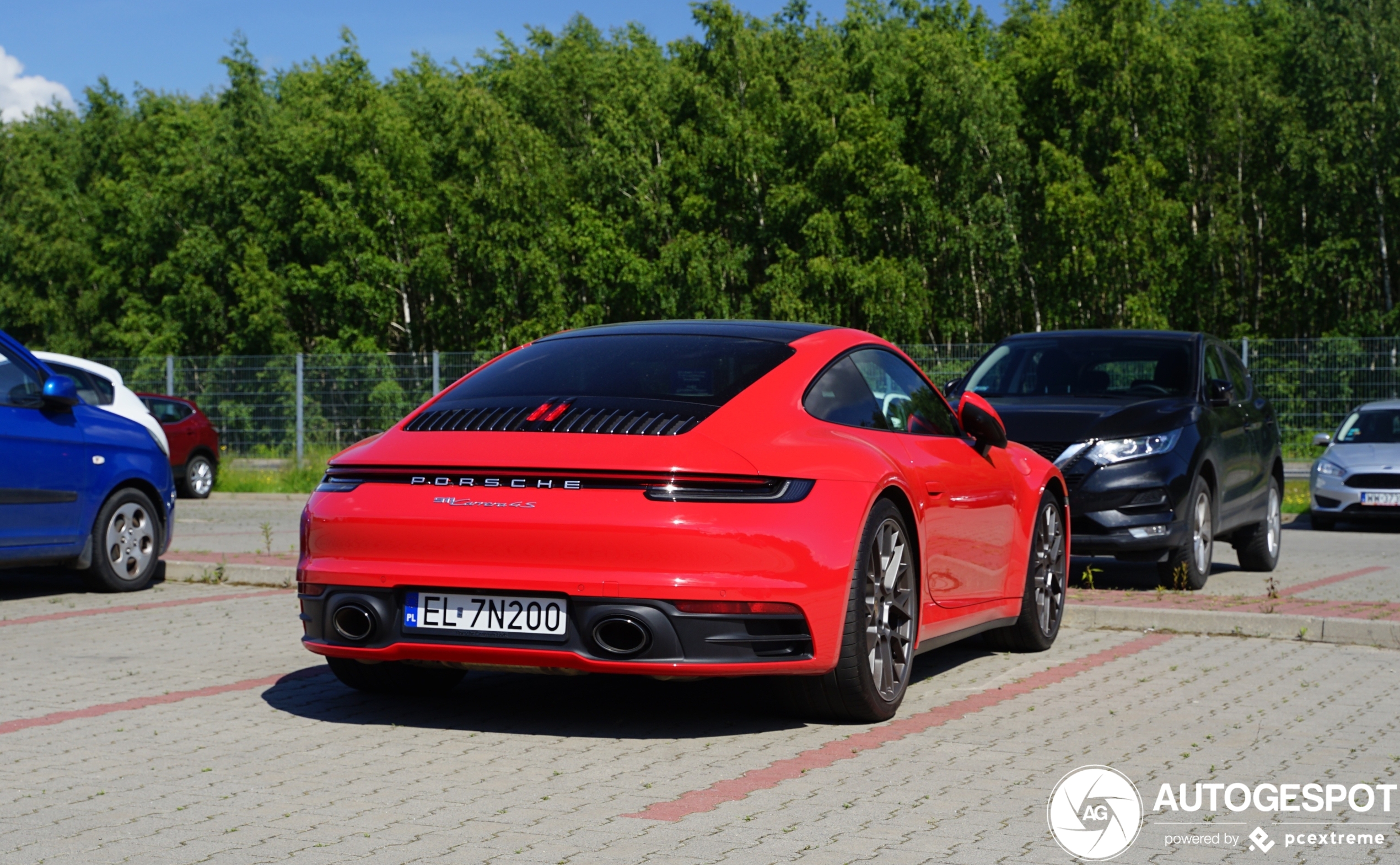 Porsche 992 Carrera 4S