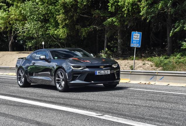 Chevrolet Camaro SS 2016 50th Anniversary