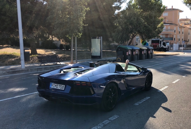 Lamborghini Aventador LP700-4 Roadster