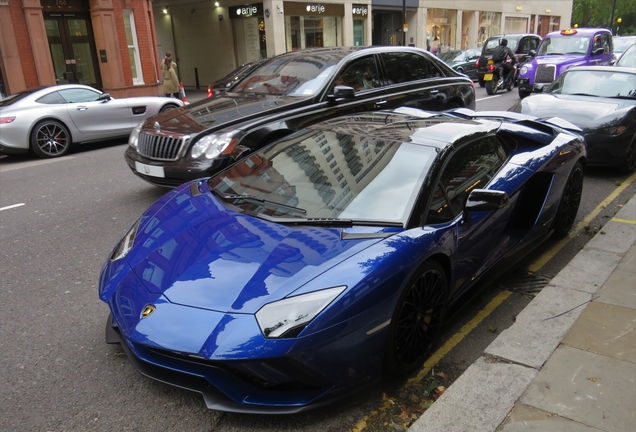 Lamborghini Aventador S LP740-4 Roadster