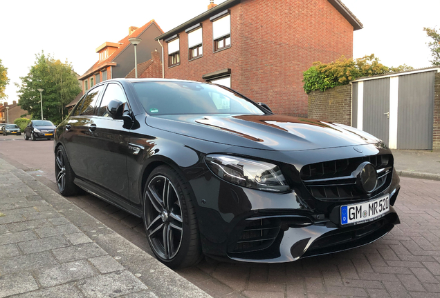 Mercedes-AMG E 63 S W213