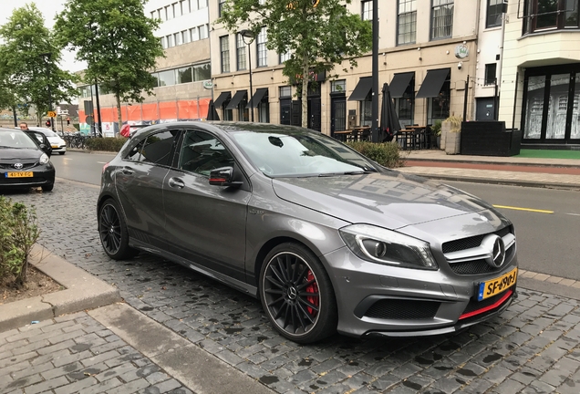 Mercedes-Benz A 45 AMG