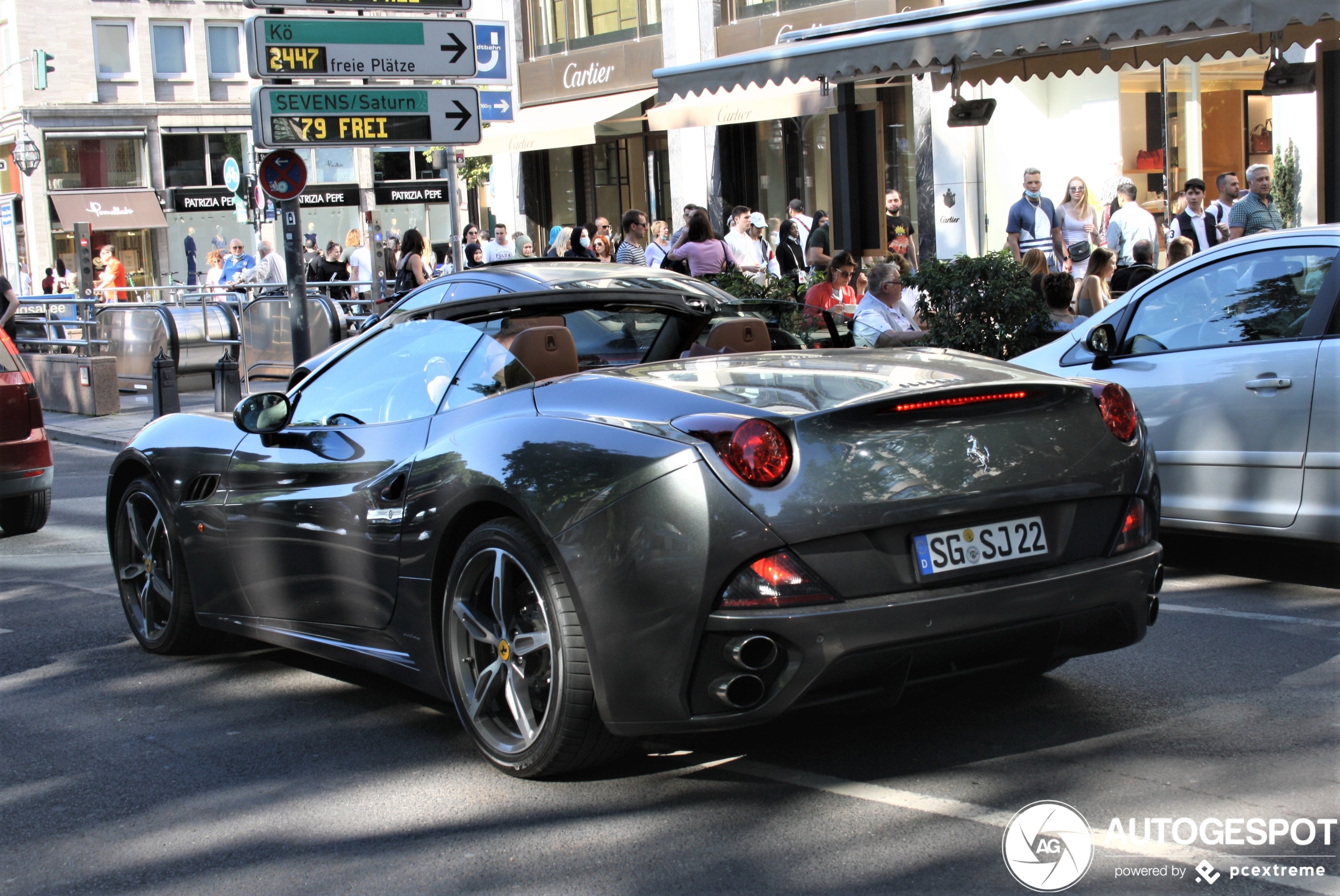 Ferrari California