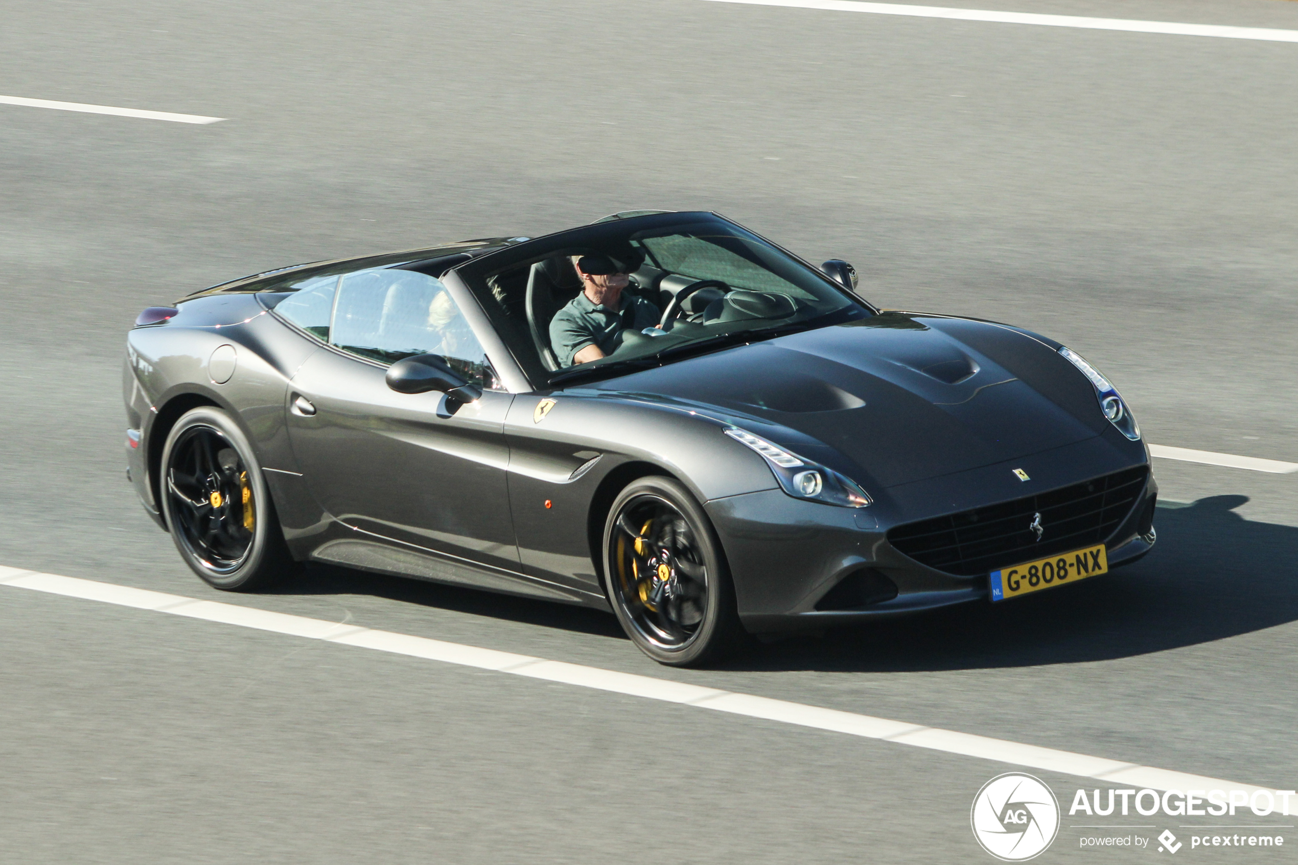 Ferrari California T