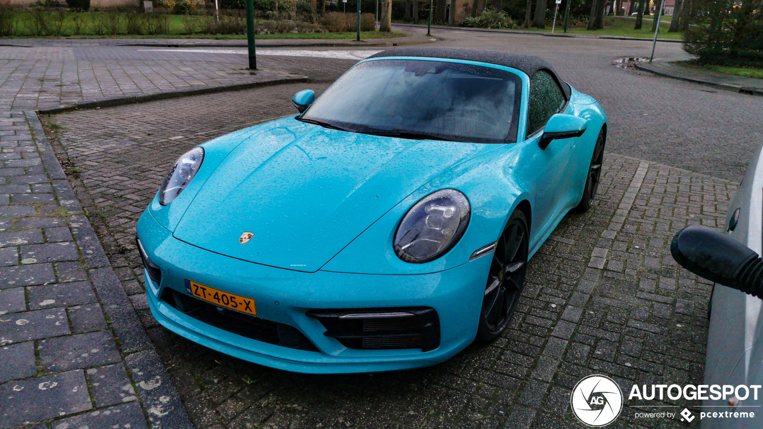 Porsche 992 Carrera 4S Cabriolet