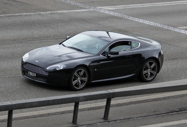 Aston Martin V8 Vantage N400