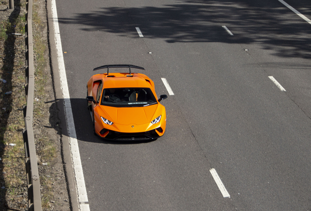 Lamborghini Huracán LP640-4 Performante