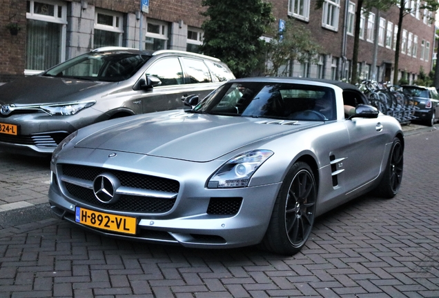 Mercedes-Benz SLS AMG Roadster