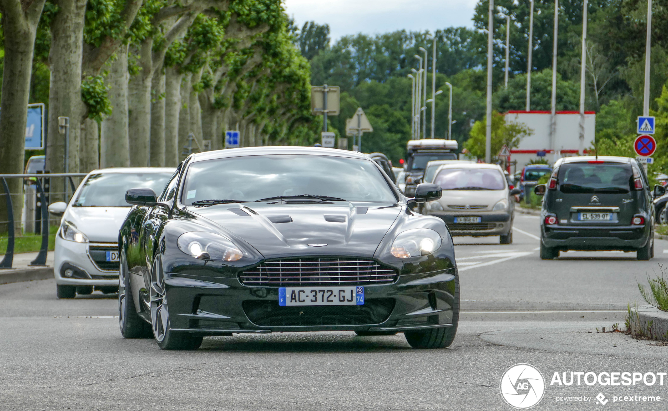 Aston Martin DBS