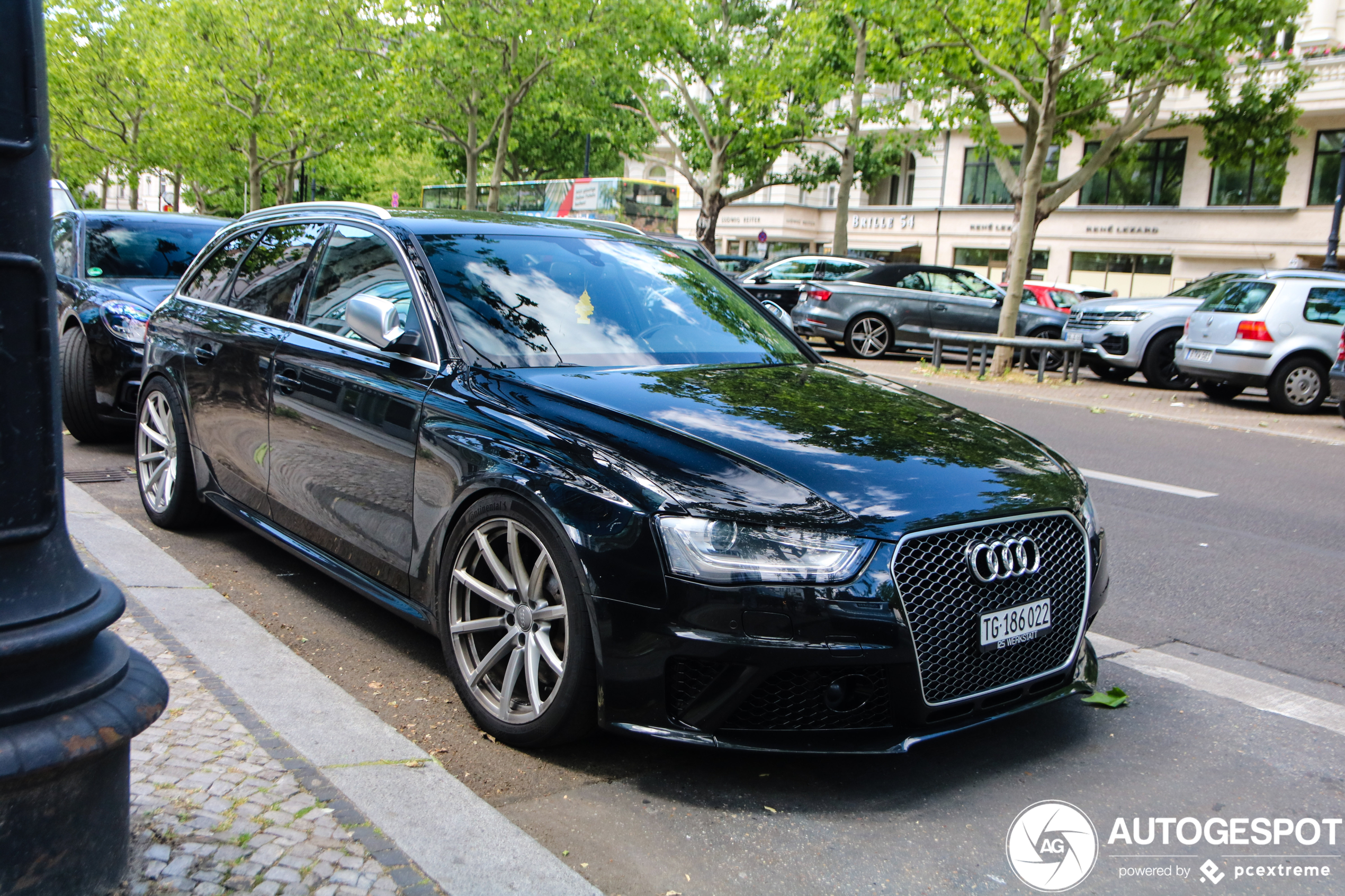 Audi RS4 Avant B8