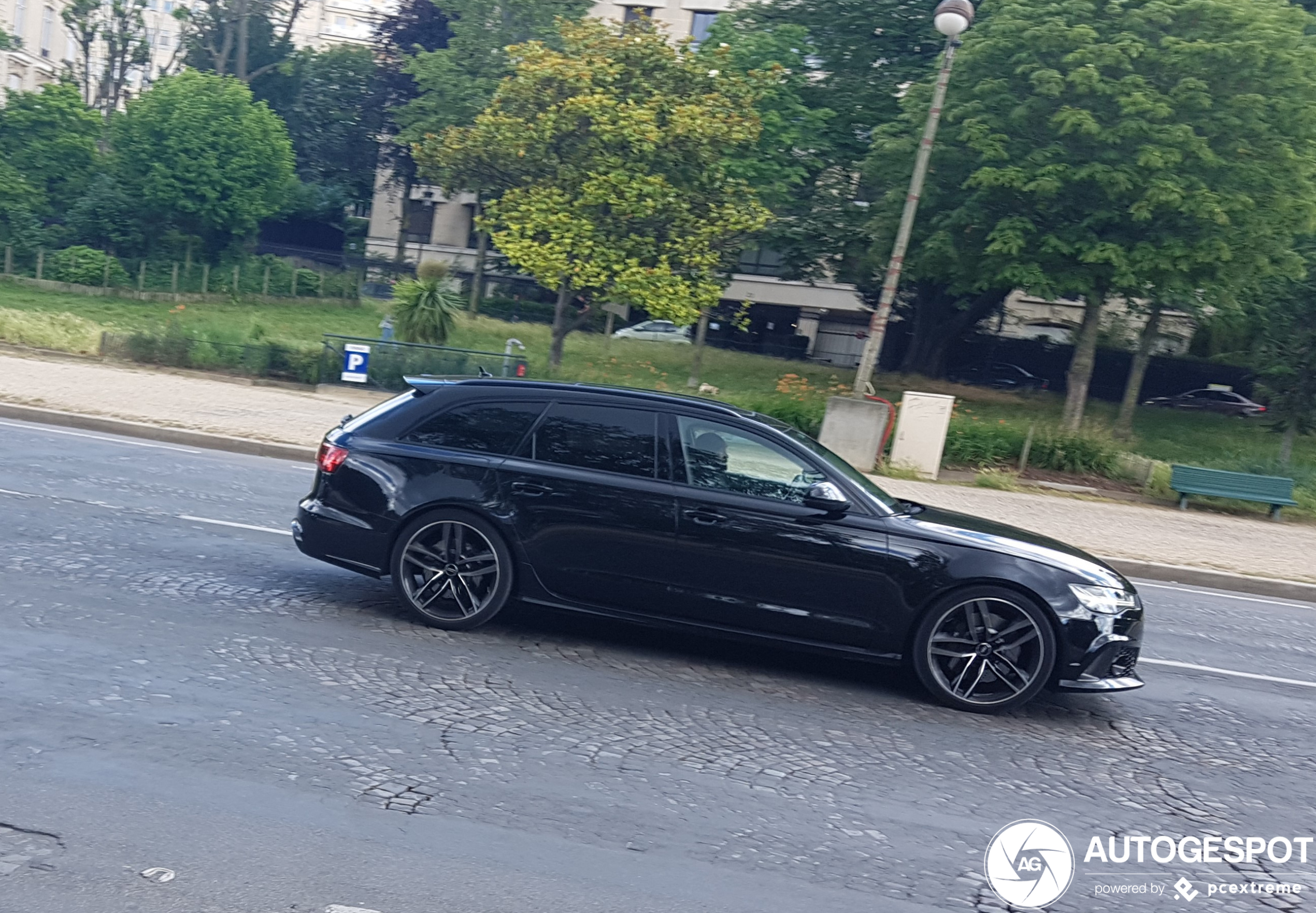 Audi RS6 Avant C7 2015