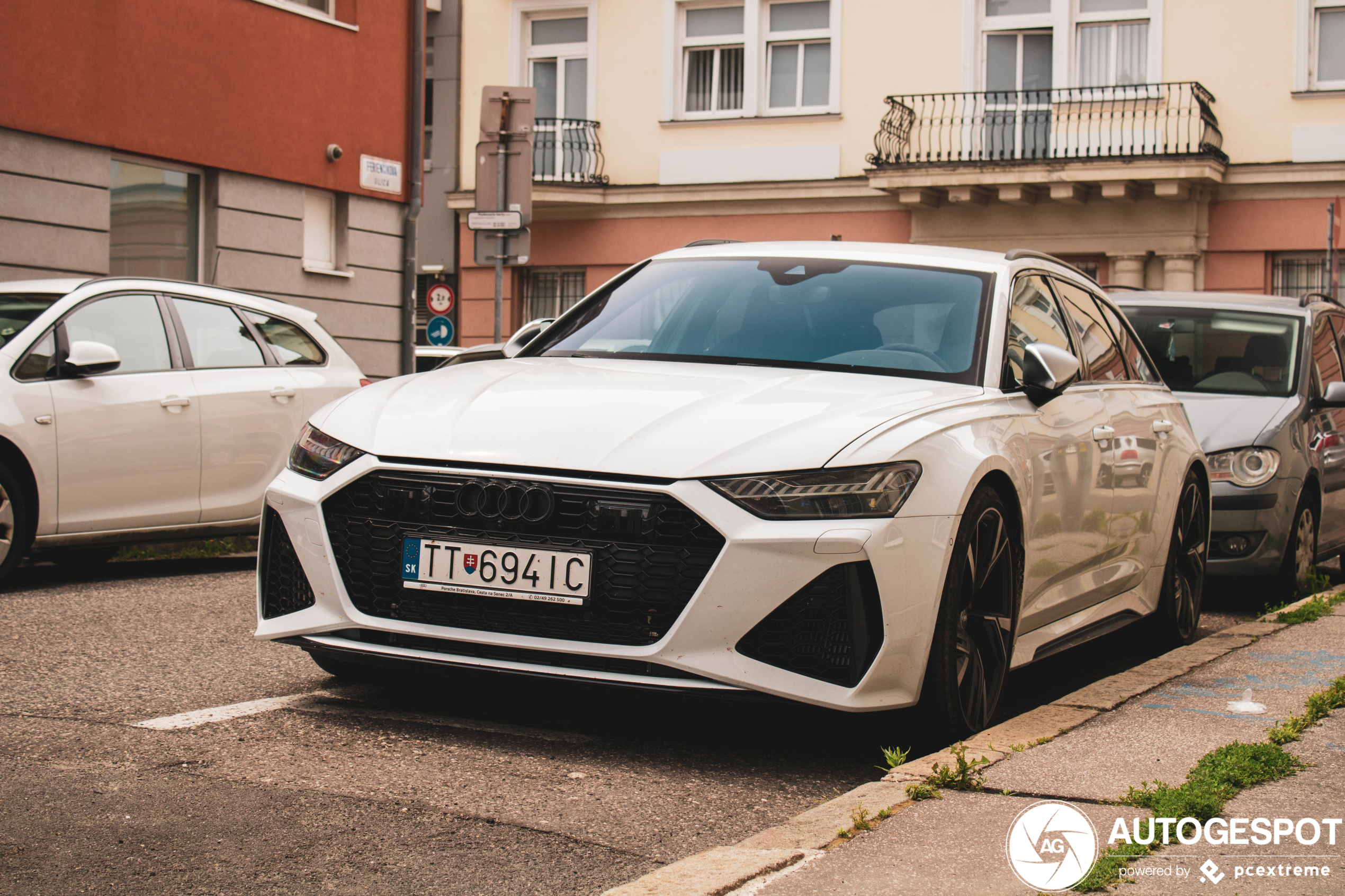 Audi RS6 Avant C8