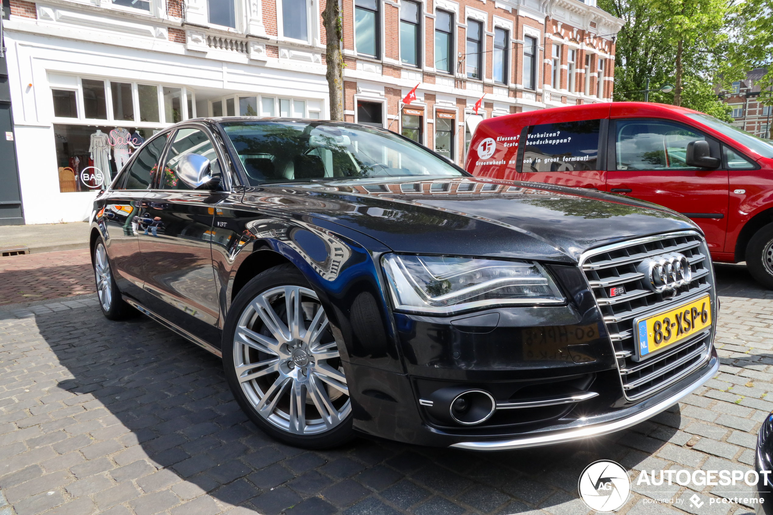 Audi S8 D4