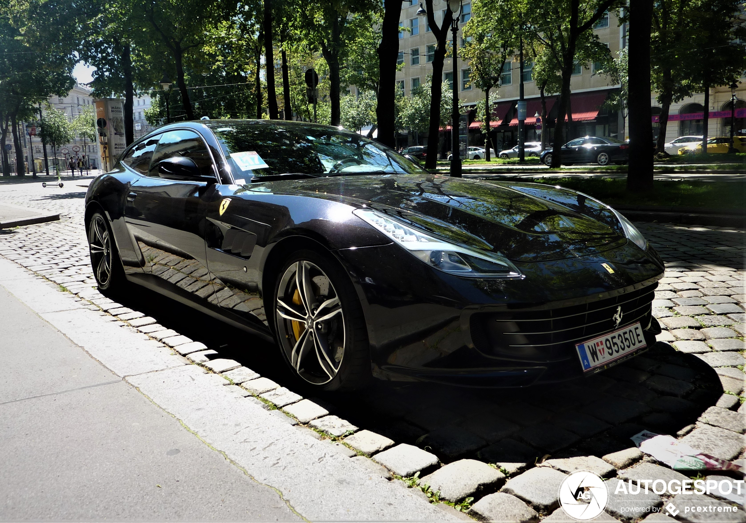 Ferrari GTC4Lusso