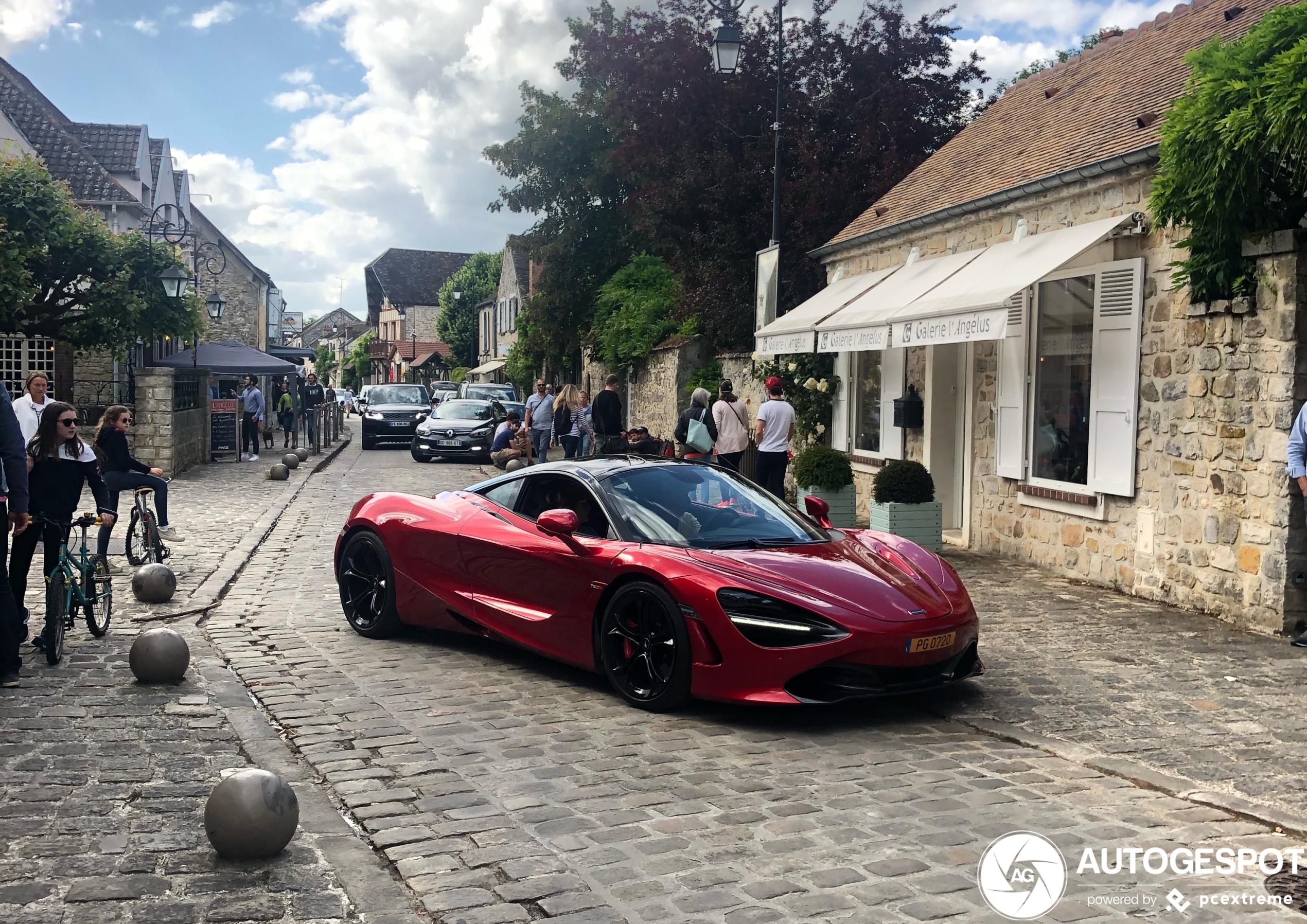 McLaren 720S