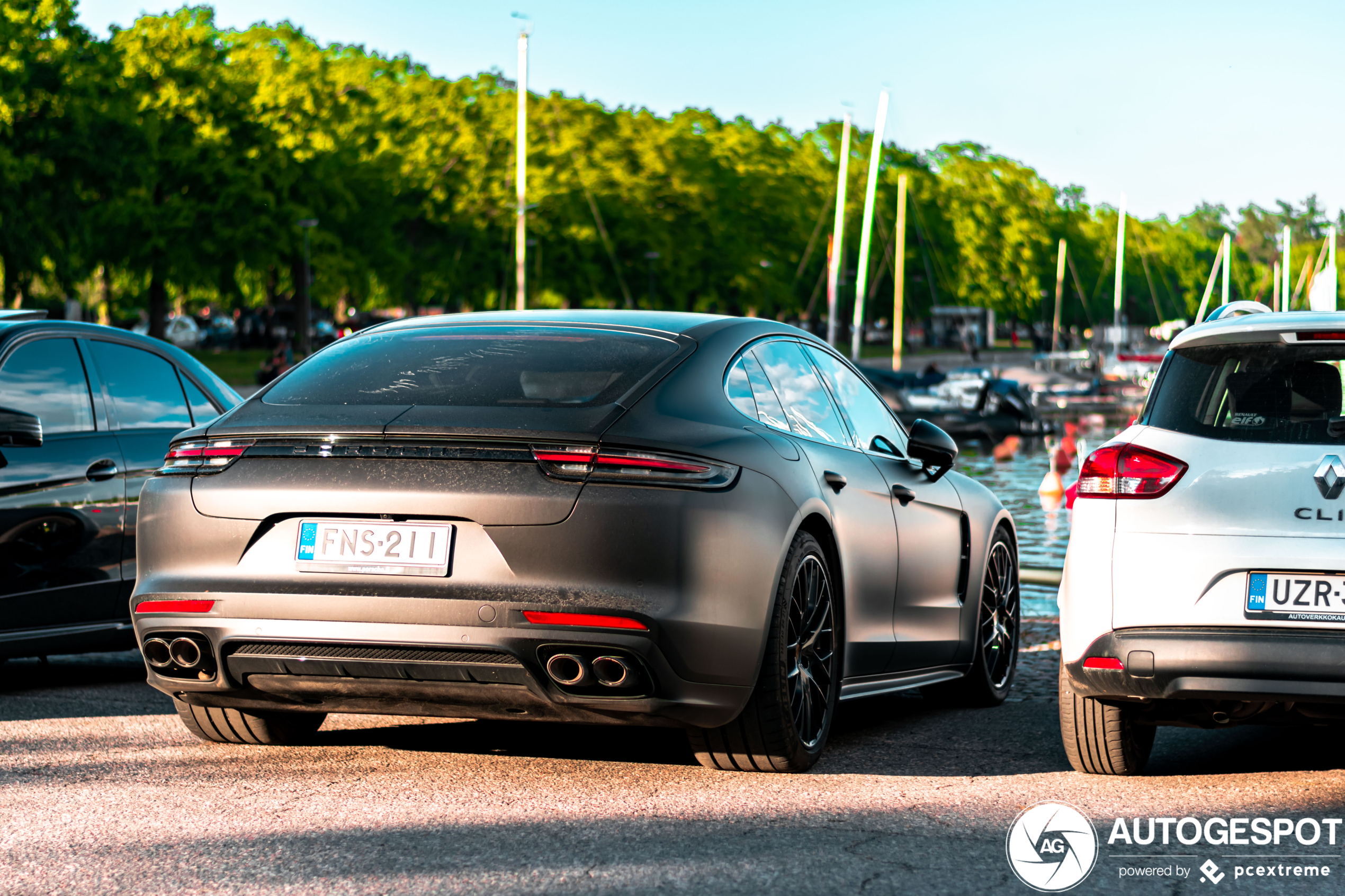 Porsche 971 Panamera Turbo S E-Hybrid