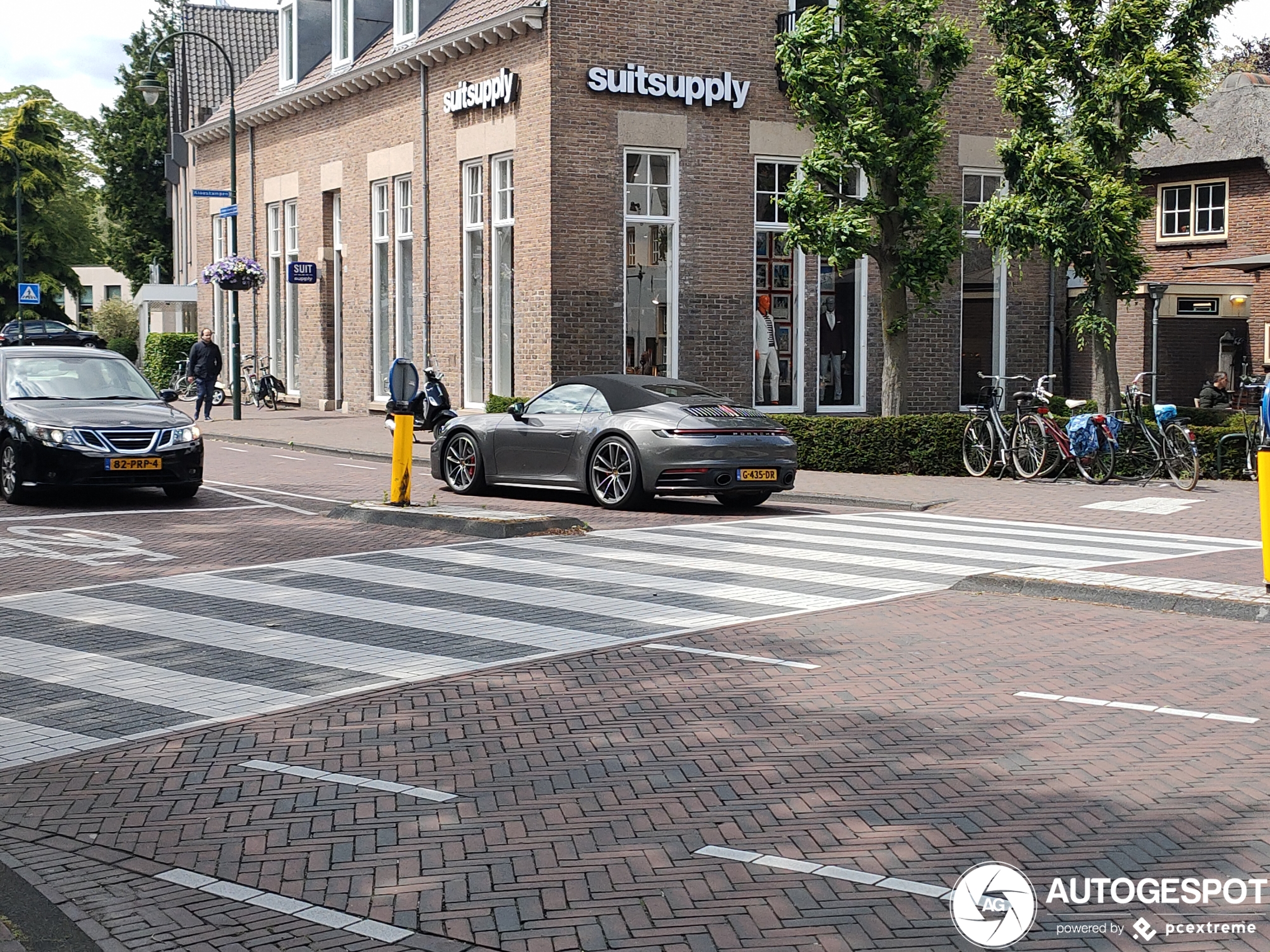 Porsche 992 Carrera 4S Cabriolet