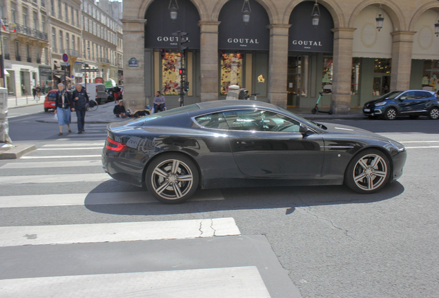 Aston Martin DB9