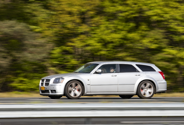 Dodge Magnum SRT-8