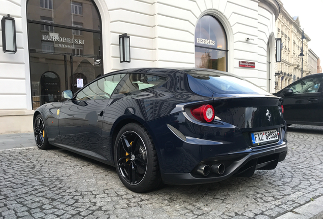 Ferrari FF