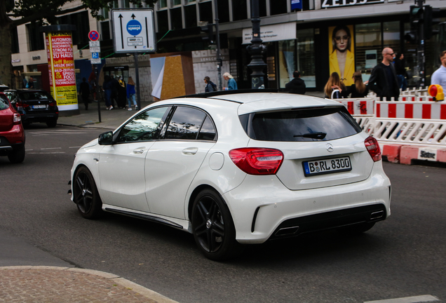 Mercedes-Benz A 45 AMG