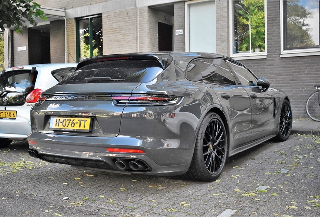 Porsche 971 Panamera Turbo S E-Hybrid Sport Turismo