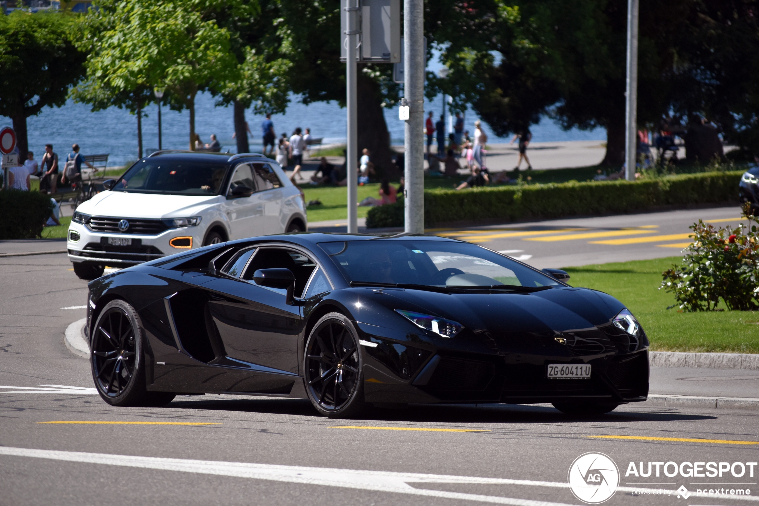 Lamborghini Aventador LP700-4