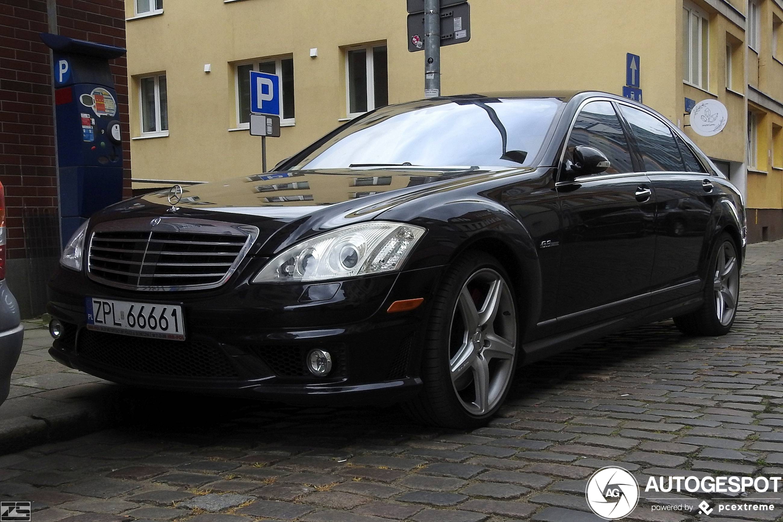 Mercedes-Benz S 63 AMG W221