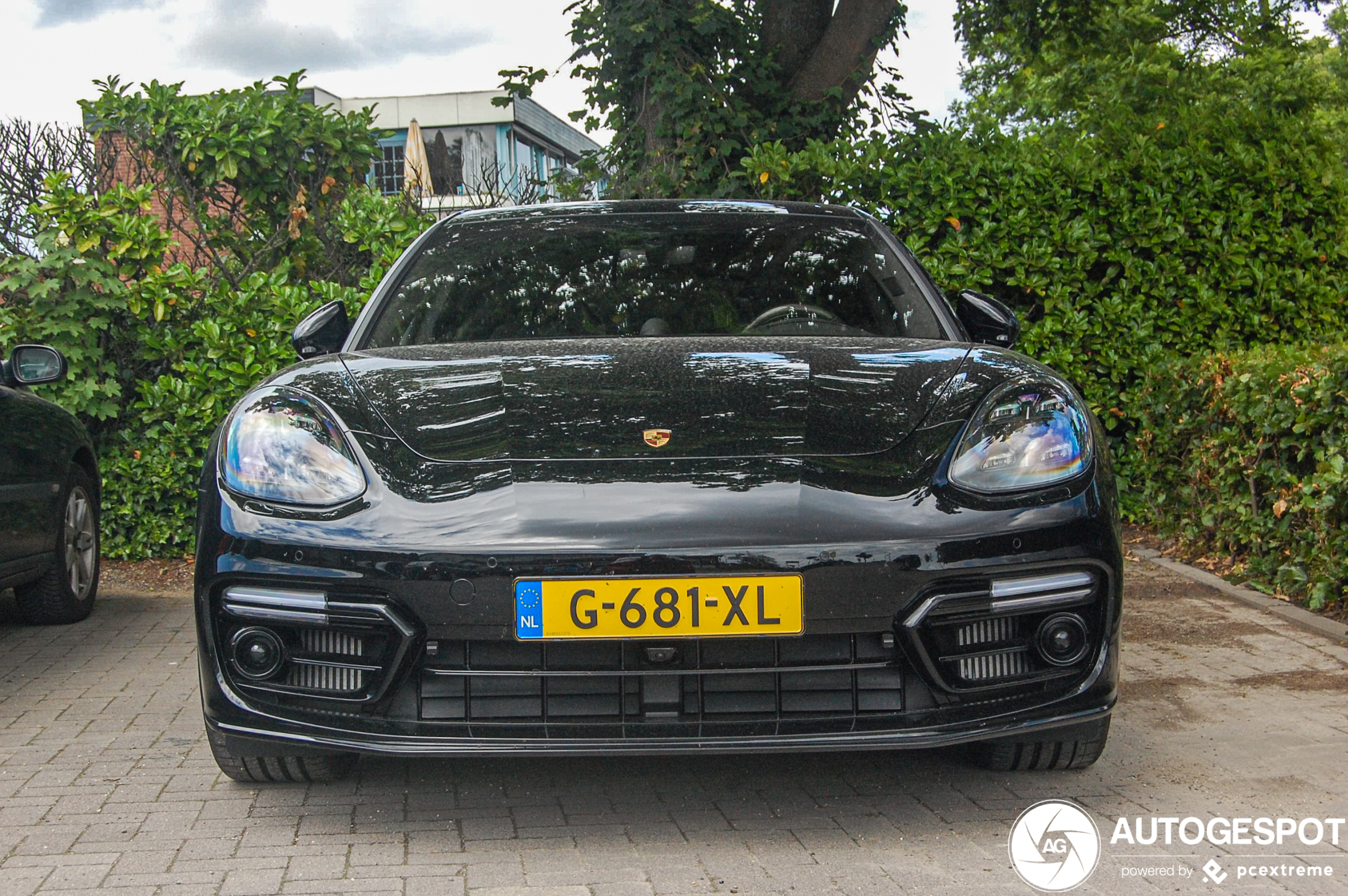 Porsche 971 Panamera GTS Sport Turismo