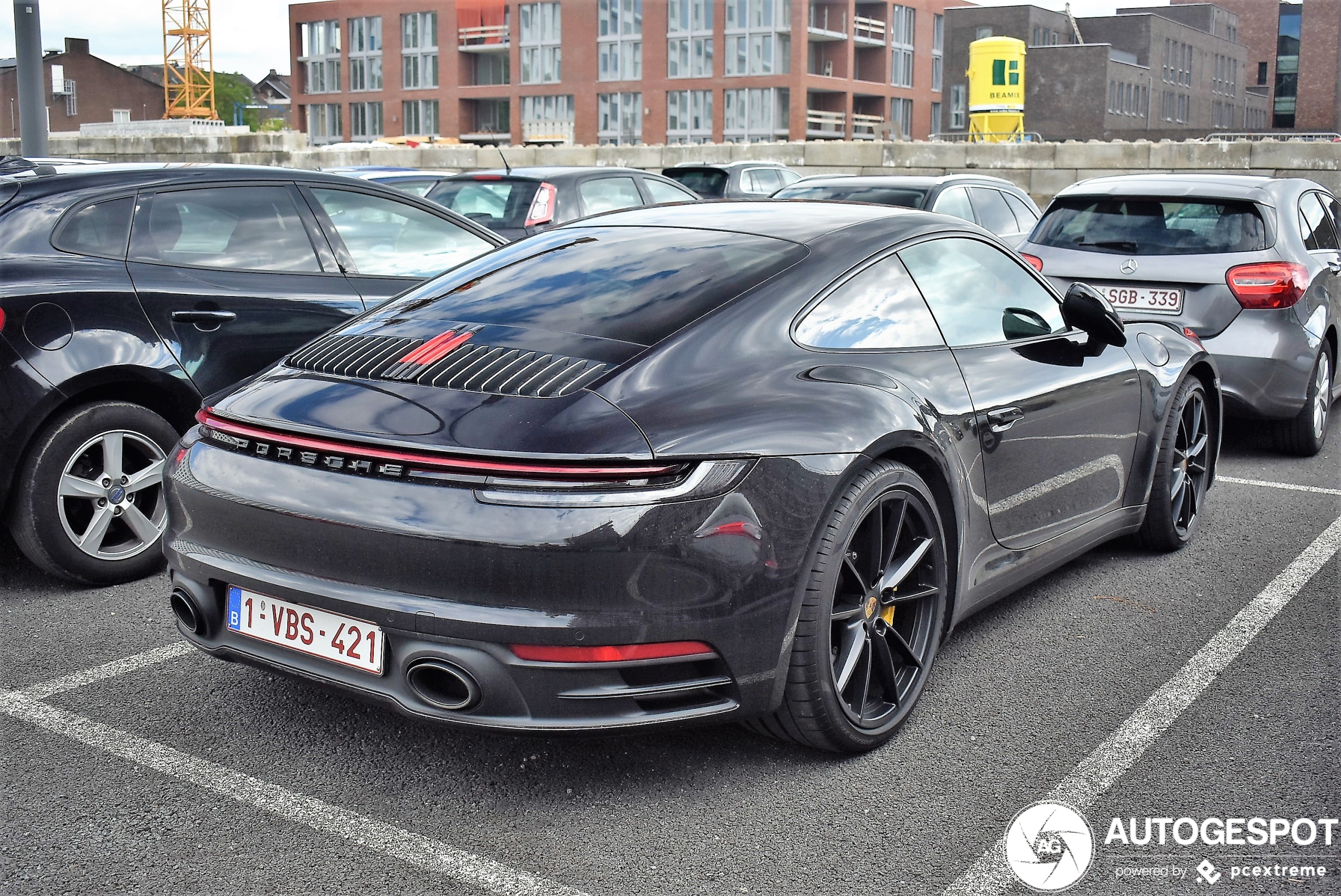 Porsche 992 Carrera 4S