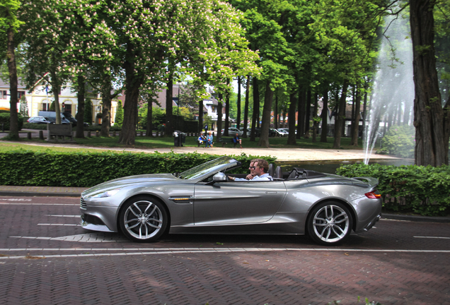 Aston Martin Vanquish Volante