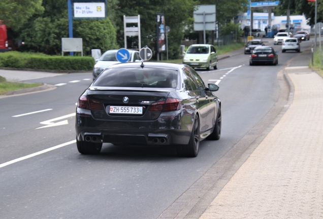 BMW M5 F10 2011