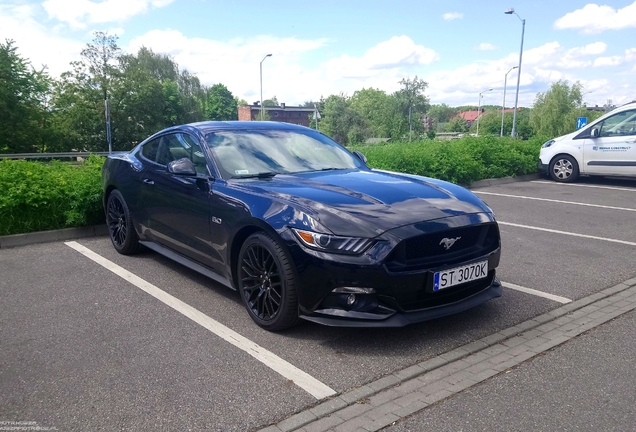 Ford Mustang GT 2015