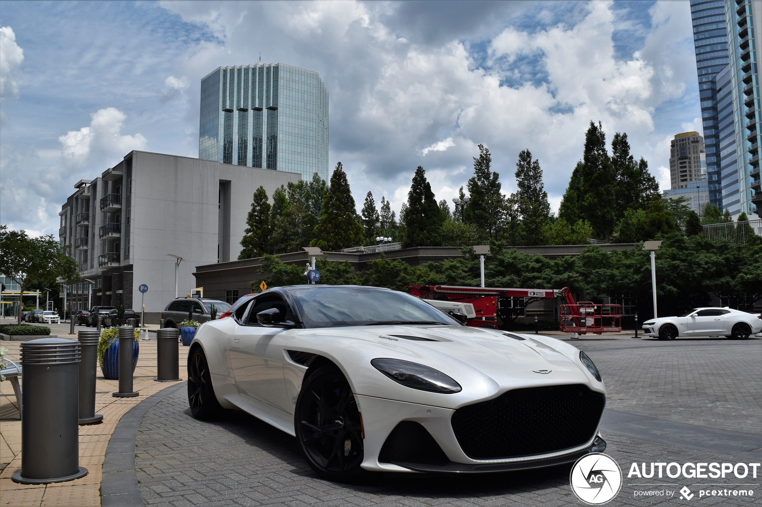 Aston Martin DBS Superleggera