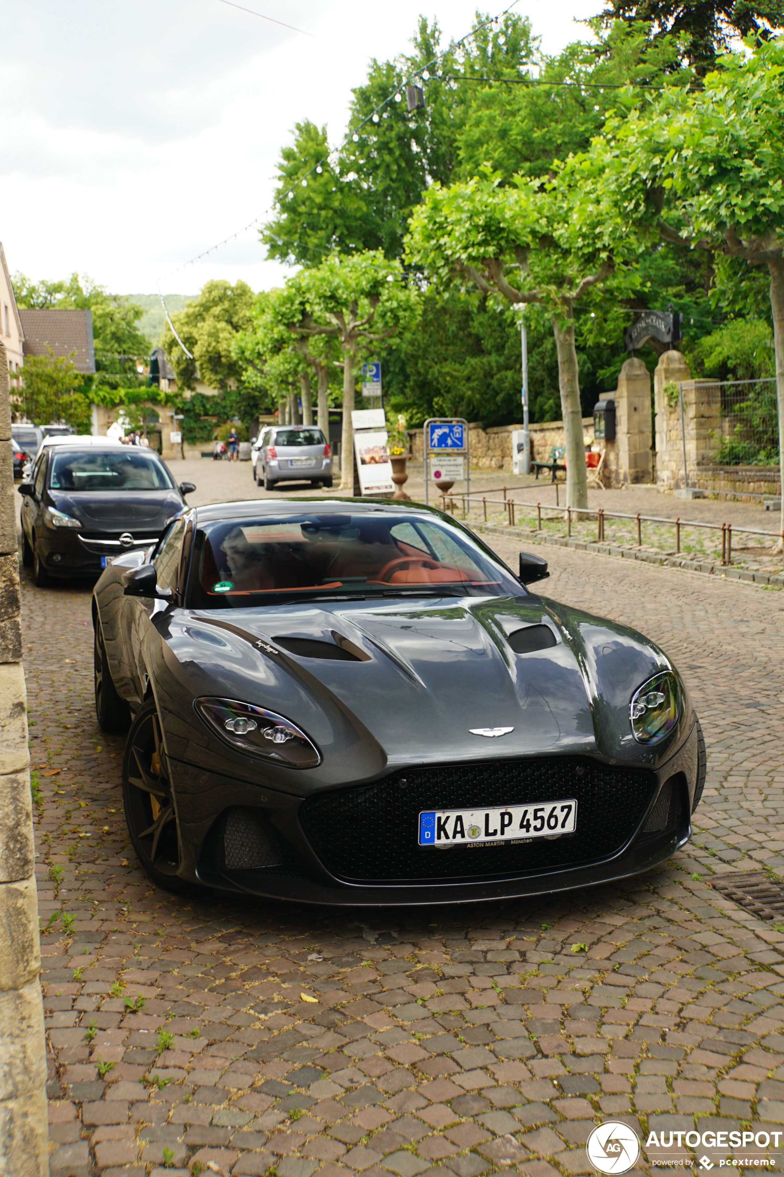 Aston Martin DBS Superleggera