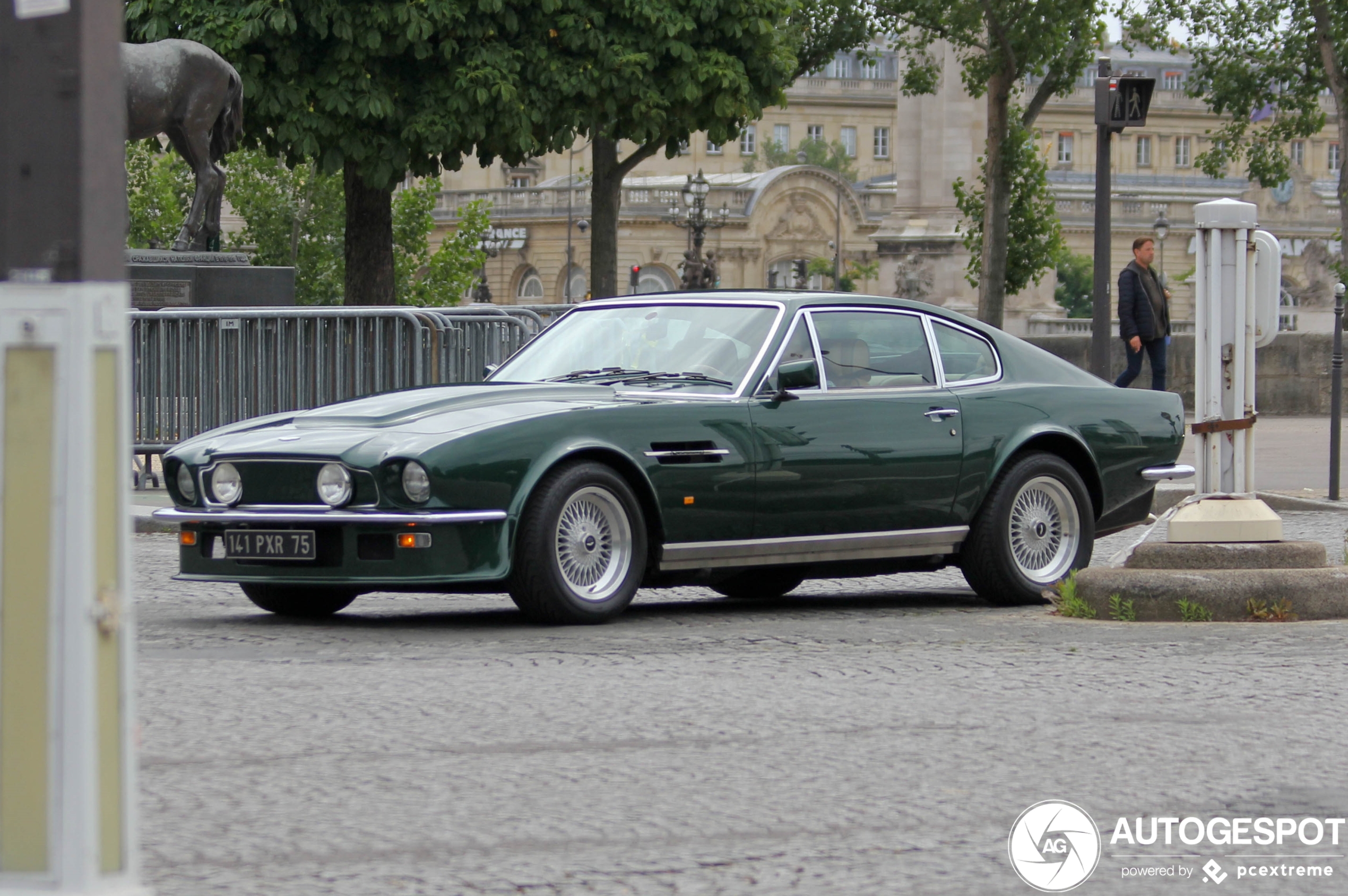 Aston Martin V8 Vantage 1977-1989