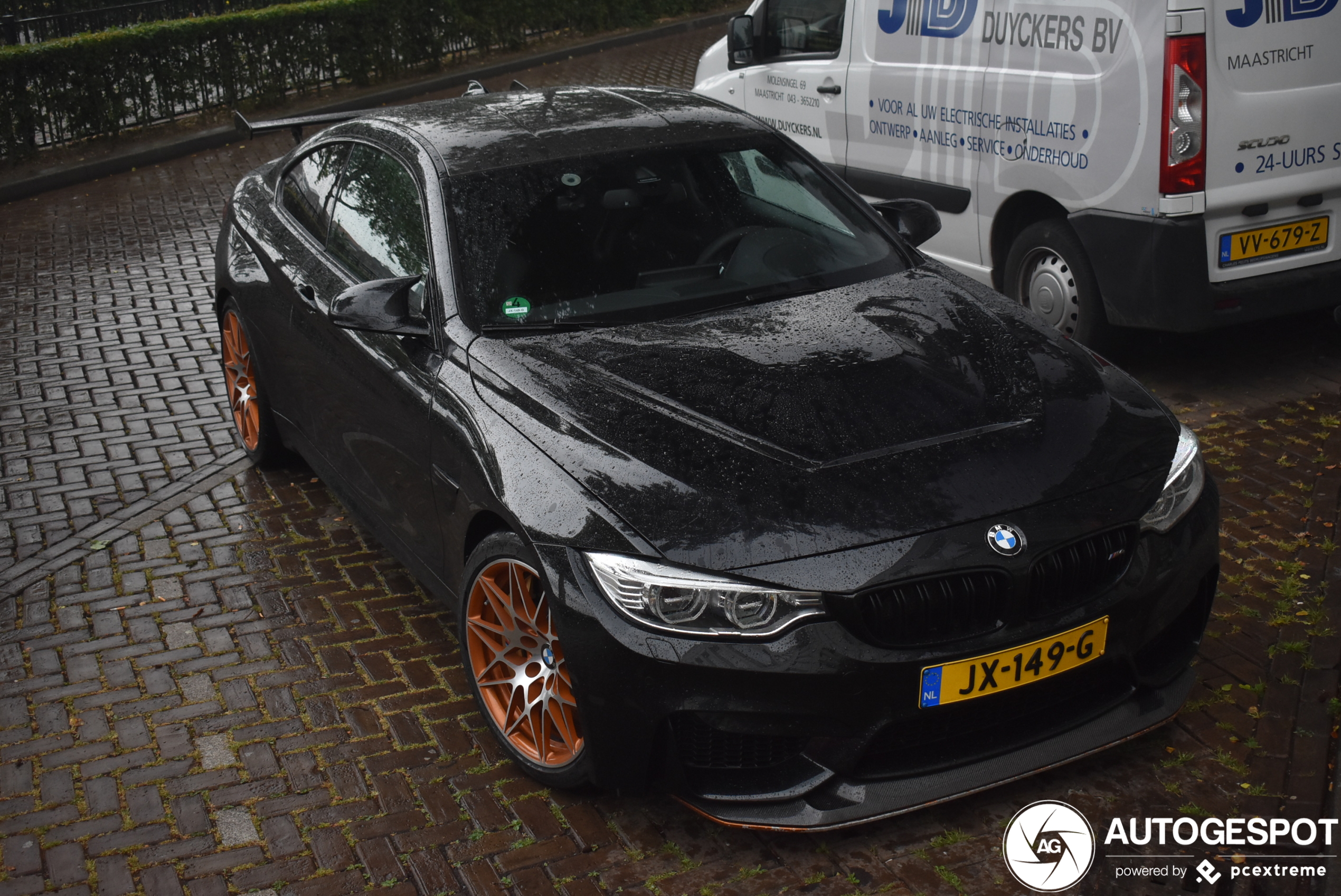 BMW M4 GTS