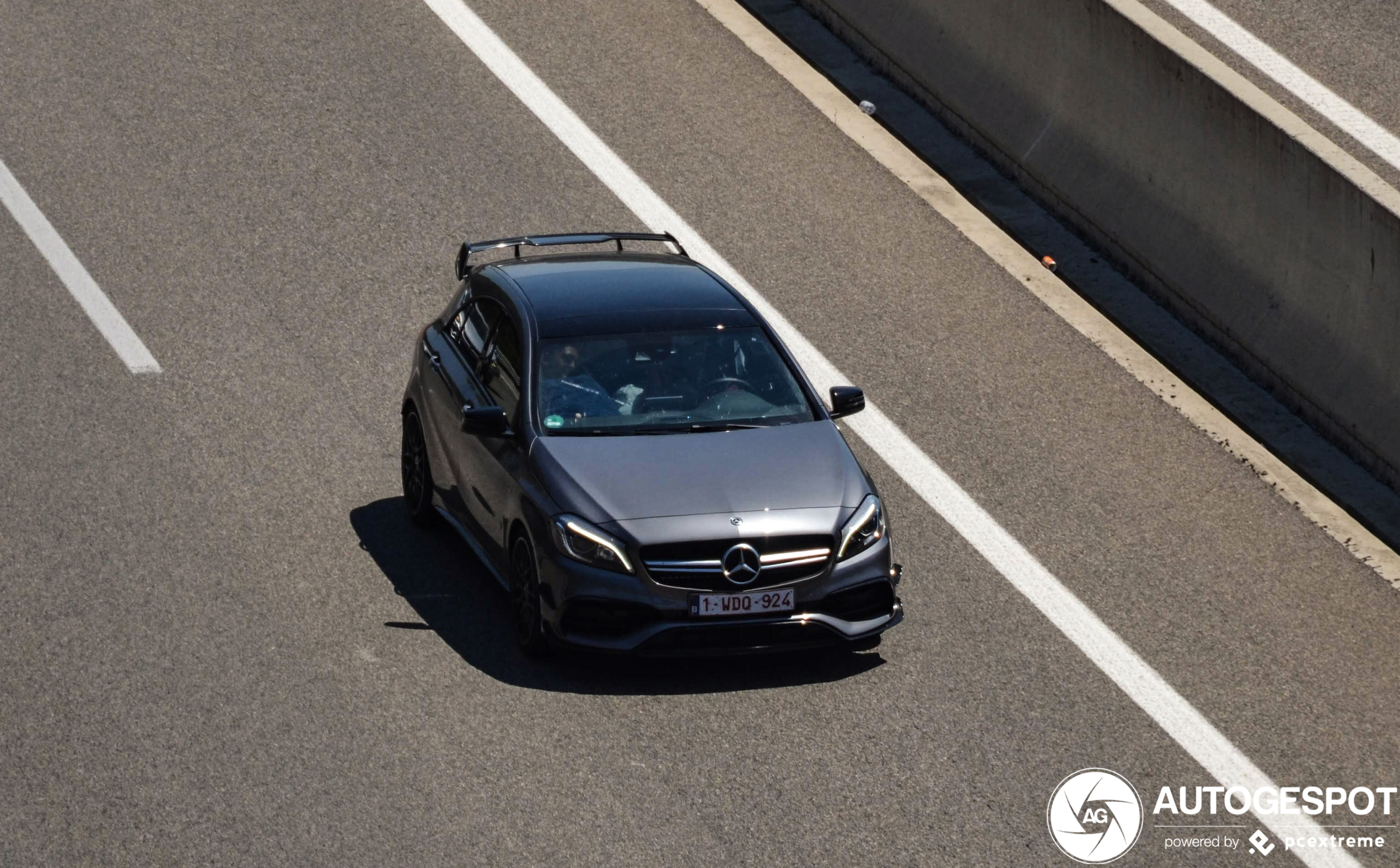 Mercedes-AMG A 45 W176 2015