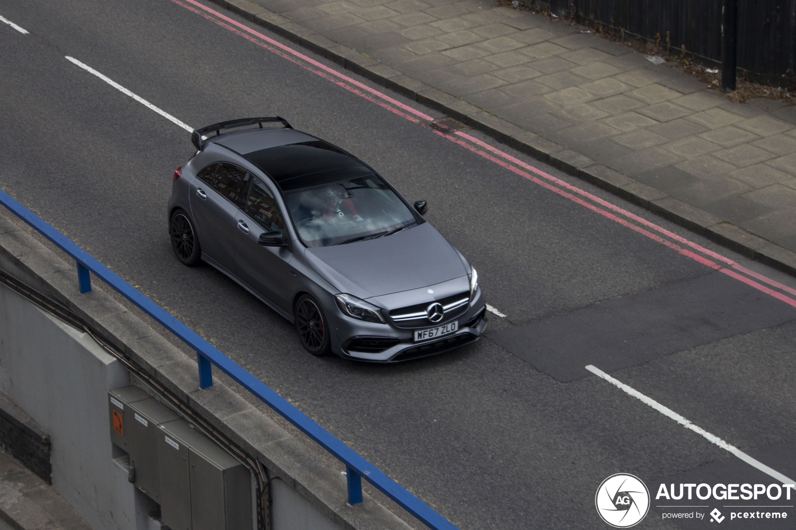 Mercedes-AMG A 45 W176 2015