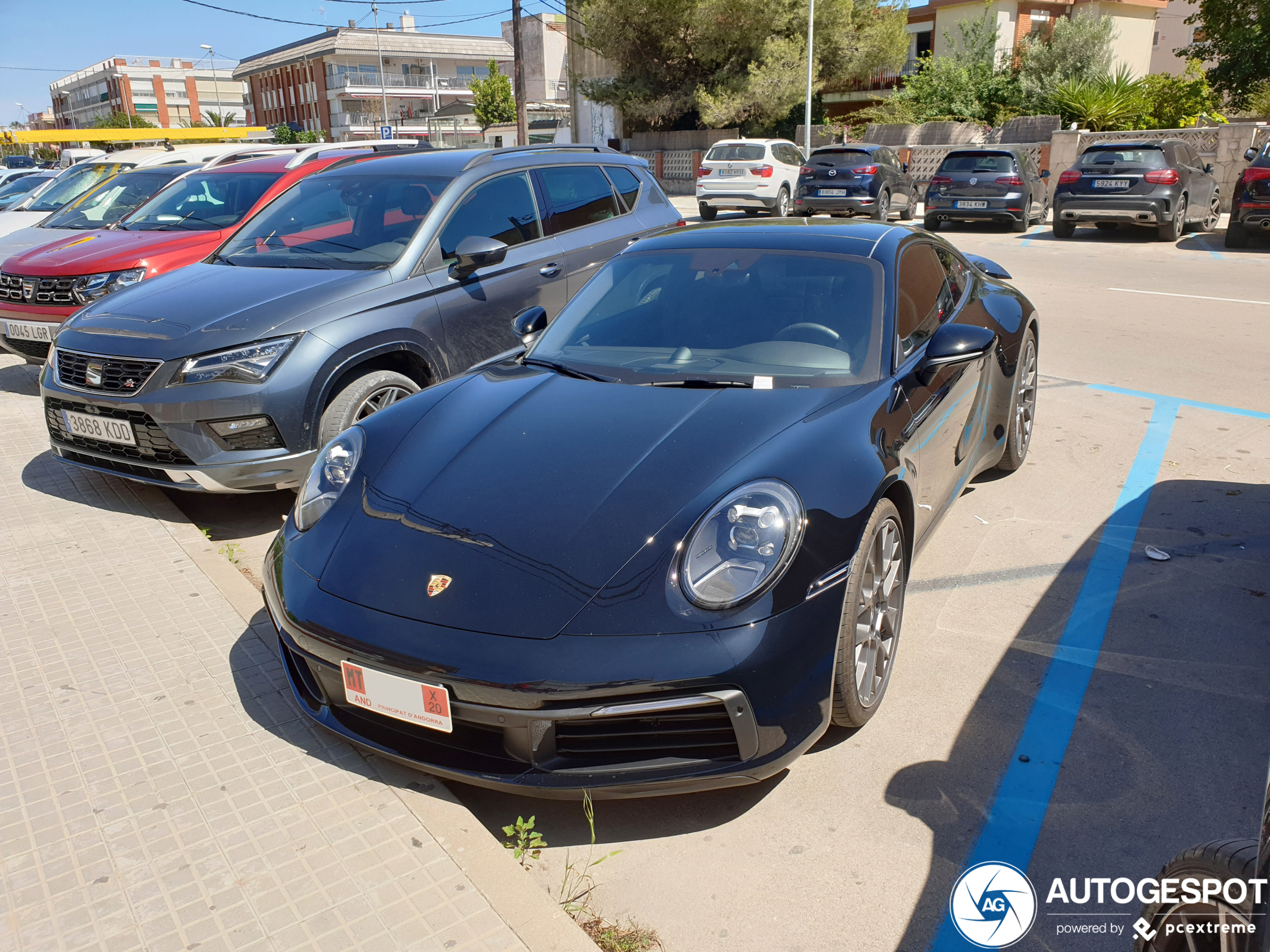 Porsche 992 Carrera 4S