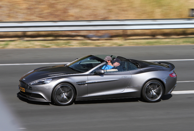 Aston Martin Vanquish Volante